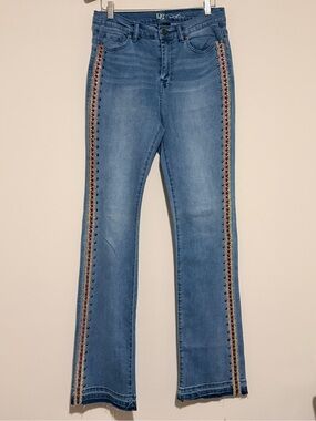 Diane Gilman Blue Flare Jeans with Rainbow Embroidered Side Trim Size 6 Tall